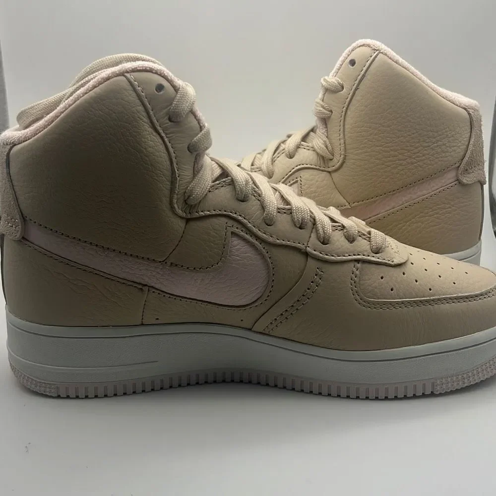 Nike Air Force 1 Sculpt women’s 9-New with box‎